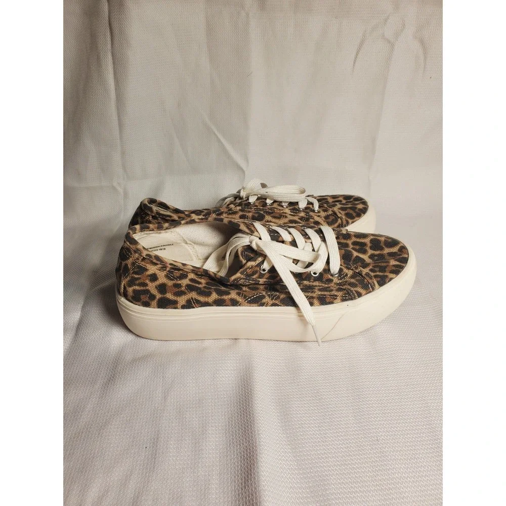 A‎ New Day Women's Leopard Print Lace-Up Canvas Sneakers - Size 9